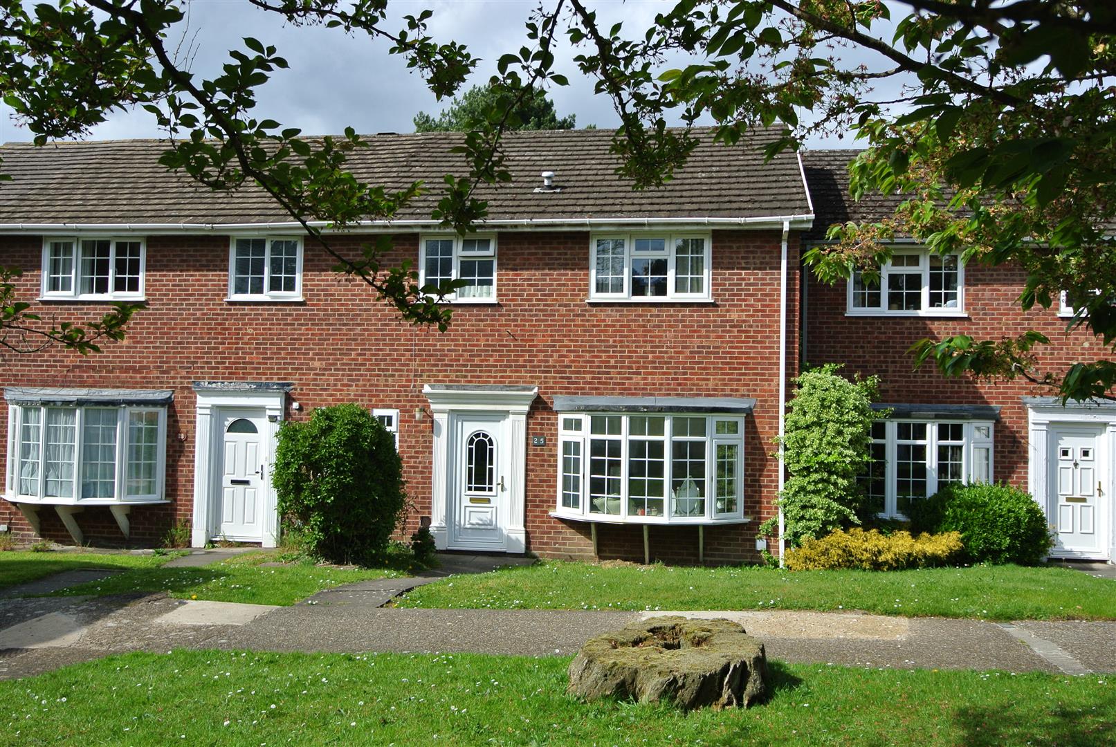 Englehurst, quiet road 5 minutes’ from Uni